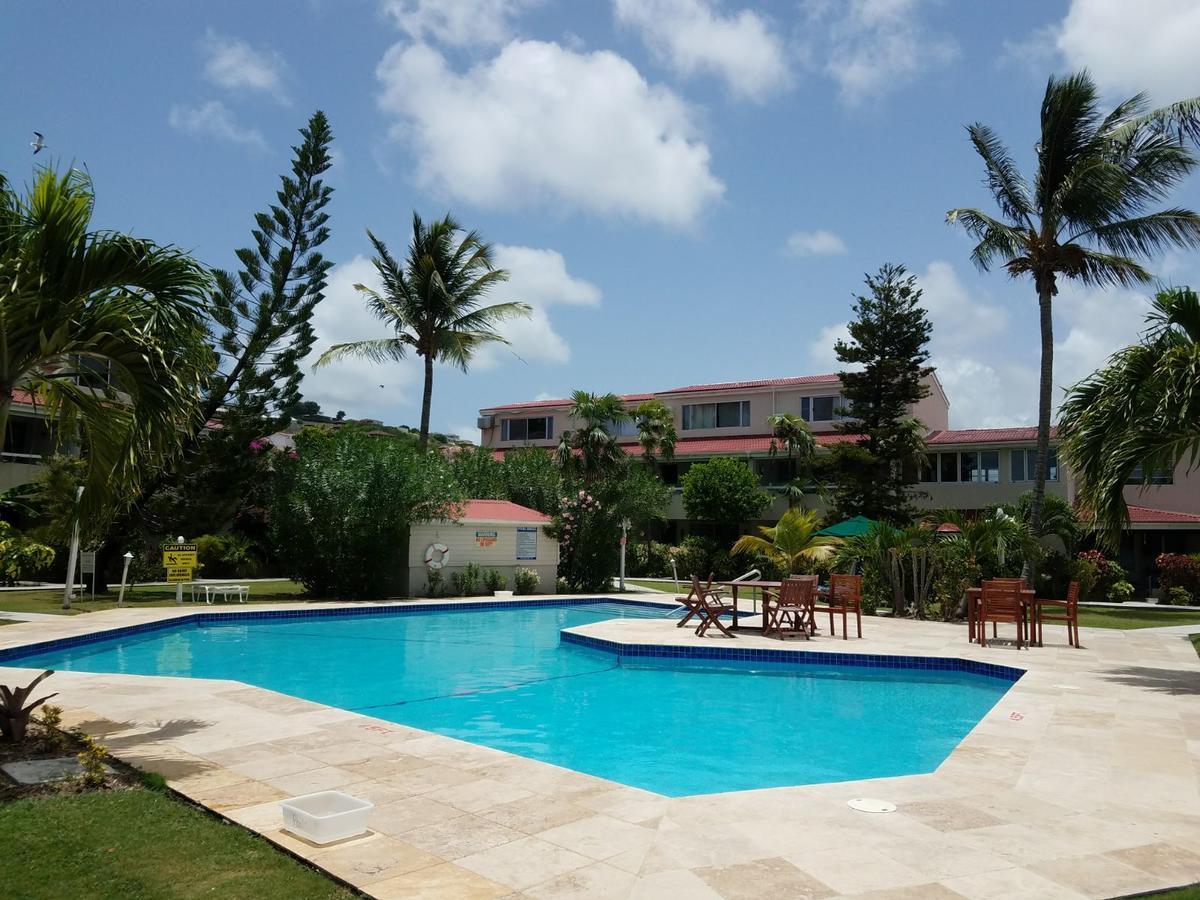 Antigua Village Beach Resort Dickenson Bay Esterno foto