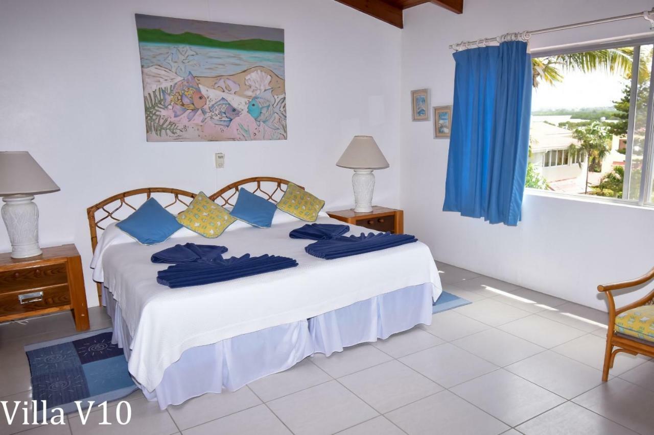 Antigua Village Beach Resort Dickenson Bay Esterno foto